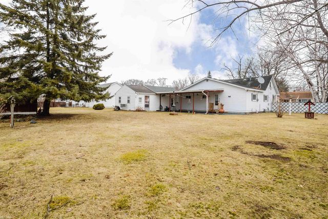 4033 Helen Avenue, Fort Gratiot Twp, MI 48059