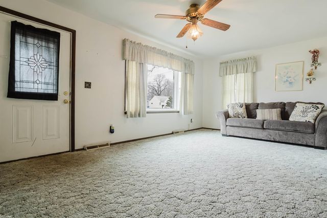 4033 Helen Avenue, Fort Gratiot Twp, MI 48059