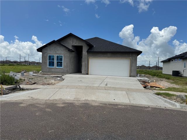 7725 Nadia Dr, Corpus Christi, TX 78414