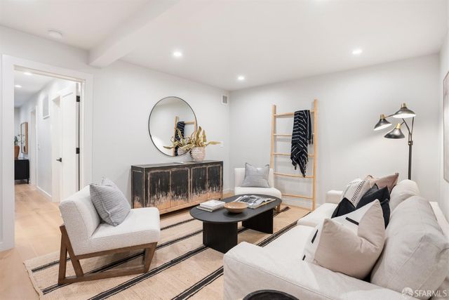 126 Mullen Avenue, San Francisco, CA 94110