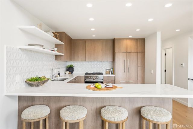 126 Mullen Avenue, San Francisco, CA 94110