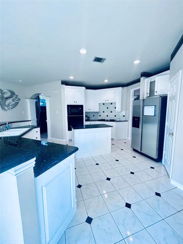 4318 Meadowcove Drive, Rowlett, TX 75088