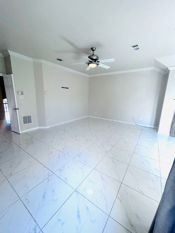 4318 Meadowcove Drive, Rowlett, TX 75088