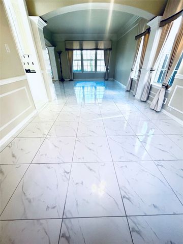 4318 Meadowcove Drive, Rowlett, TX 75088