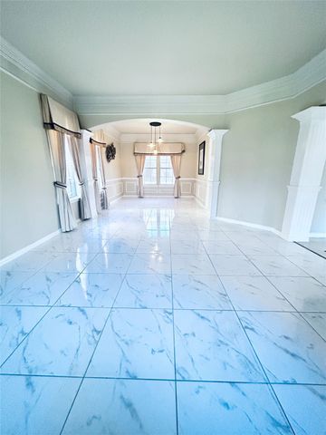 4318 Meadowcove Drive, Rowlett, TX 75088