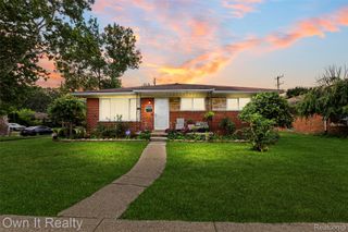 26321 Midway Street, Dearborn Heights, MI 48127