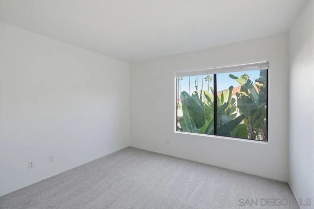 9458 Twin Trails Dr 205, San Diego, CA 92129