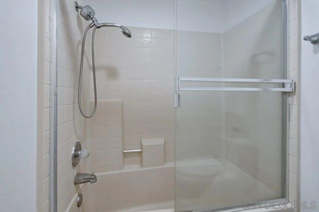 9458 Twin Trails Dr 205, San Diego, CA 92129