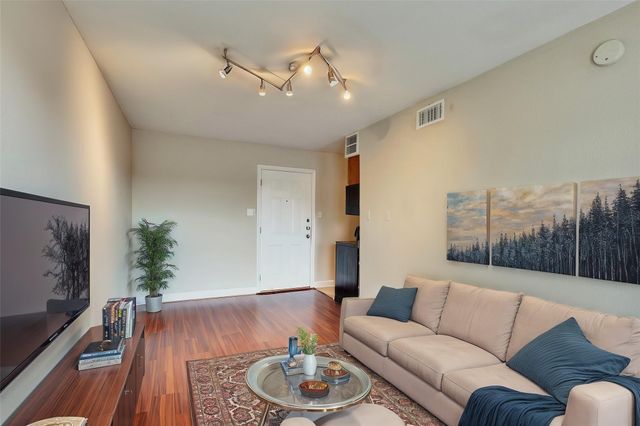 2020 S Congress Ave 1316, Austin, TX 78704