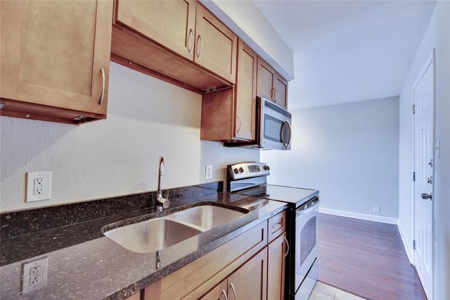 2020 S Congress Ave 1316, Austin, TX 78704