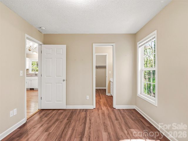 10 Lakewood Drive, Asheville, NC 28803