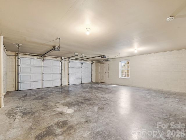10 Lakewood Drive, Asheville, NC 28803