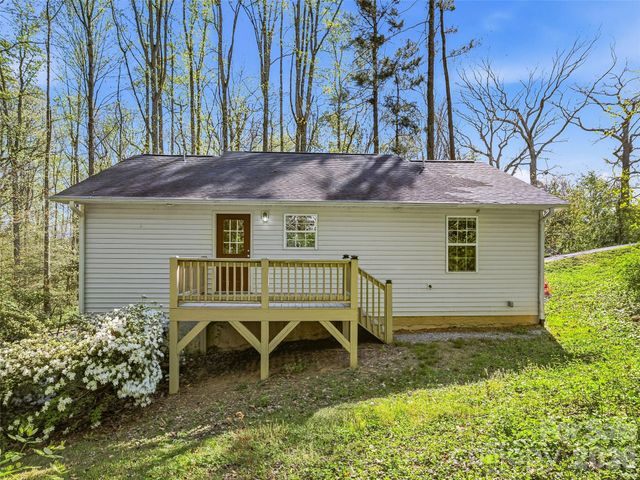 10 Lakewood Drive, Asheville, NC 28803