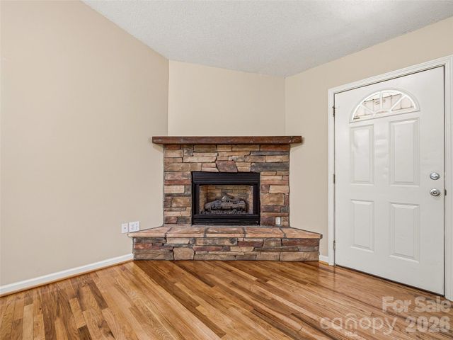10 Lakewood Drive, Asheville, NC 28803