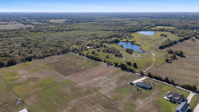 784 County Road 1021, Wolfe City, TX 75496