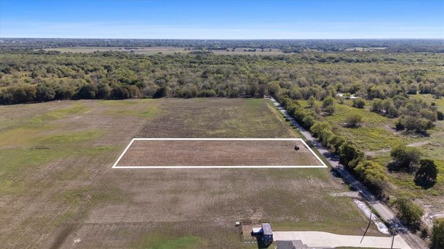 784 County Road 1021, Wolfe City, TX 75496