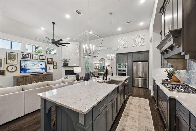 125 N Empress Green Place, Montgomery, TX 77316