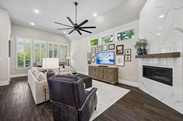 125 N Empress Green Place, Montgomery, TX 77316