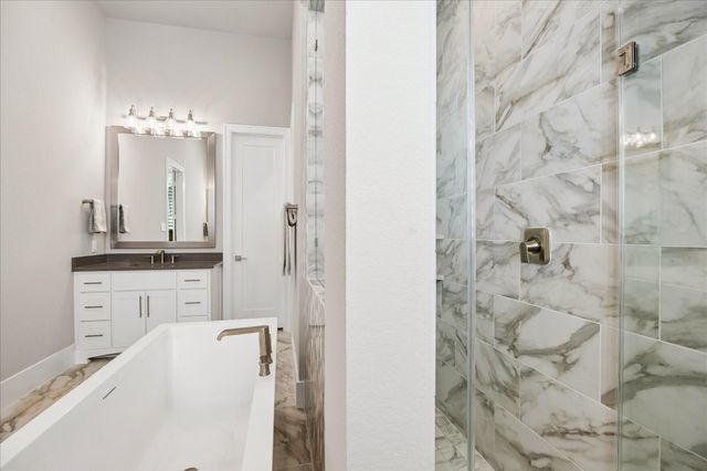 125 N Empress Green Place, Montgomery, TX 77316
