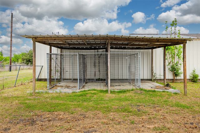 22050 County Road 850, Farmersville, TX 75442