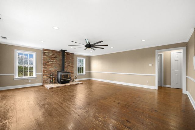 22050 County Road 850, Farmersville, TX 75442