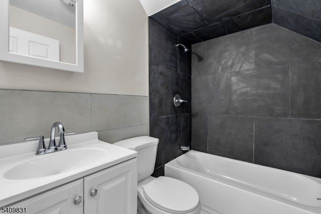 822 S 19Th St, Newark City, NJ 07108