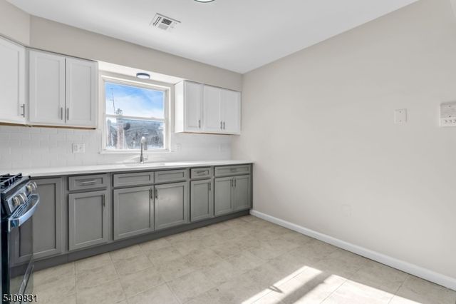 822 S 19Th St, Newark City, NJ 07108