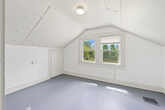 56 Elm Ln, Sparta, TN 38583
