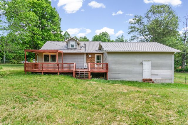 56 Elm Ln, Sparta, TN 38583
