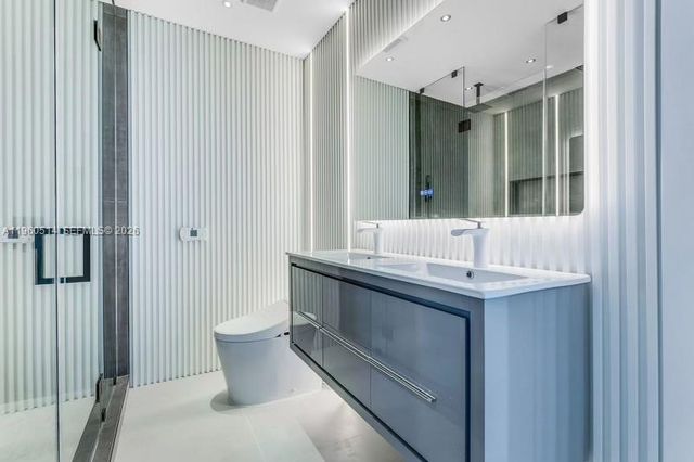 4731 Pierce St, Hollywood, FL 33021