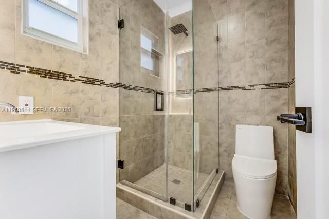 4731 Pierce St, Hollywood, FL 33021