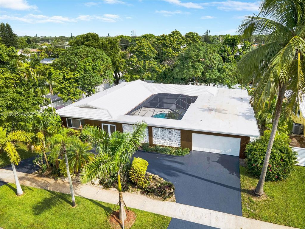 4731 Pierce St, Hollywood, FL 33021