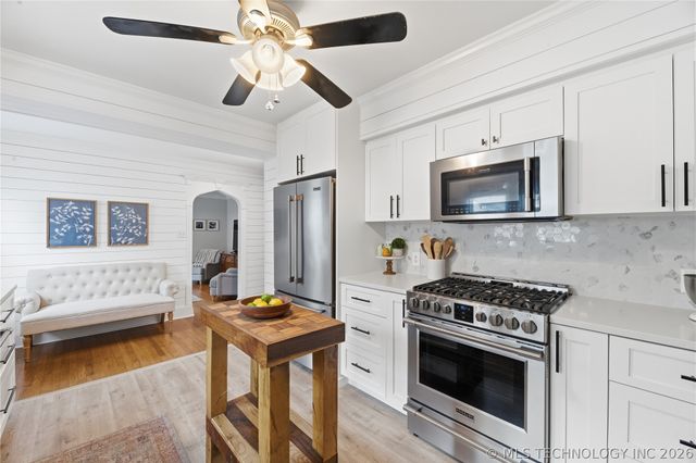 1705 S Johnstone Avenue, Bartlesville, OK 74003