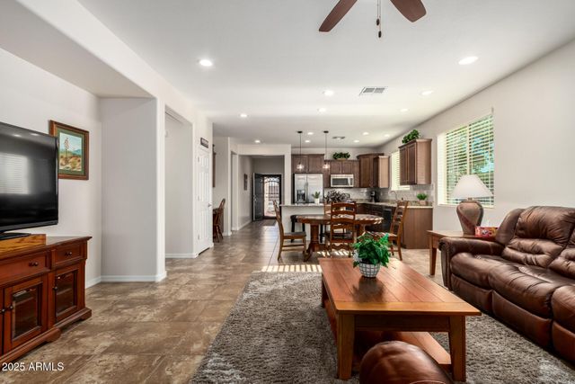 7253 W CINDER BROOK Way, Florence, AZ 85132