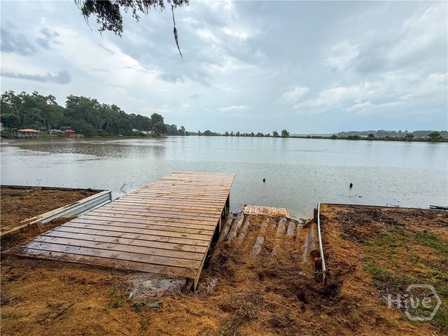 477 Lake Drive, Midway, GA 31320