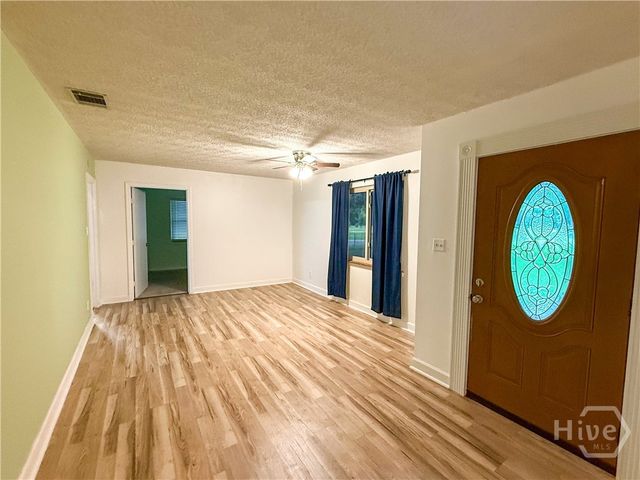 477 Lake Drive, Midway, GA 31320