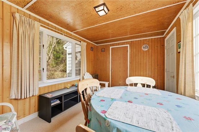 3411 Sweitzer Street NW, Uniontown, OH 44685