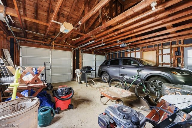 3411 Sweitzer Street NW, Uniontown, OH 44685