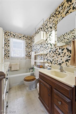 3411 Sweitzer Street NW, Uniontown, OH 44685