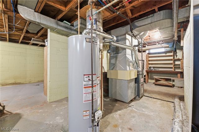 3411 Sweitzer Street NW, Uniontown, OH 44685