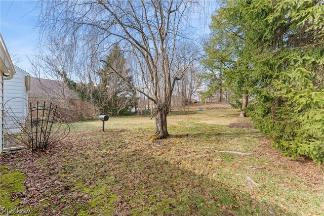 3411 Sweitzer Street NW, Uniontown, OH 44685