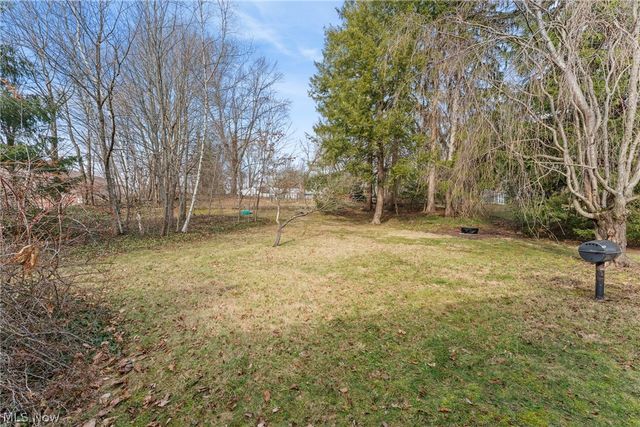 3411 Sweitzer Street NW, Uniontown, OH 44685