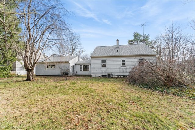 3411 Sweitzer Street NW, Uniontown, OH 44685