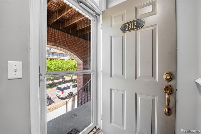 3912 Forester Boulevard, Auburn Hills, MI 48326