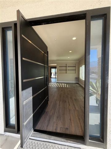 14933 Genoa, Fontana, CA 92336