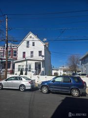 300 alpine Street, Perth Amboy, NJ 08861
