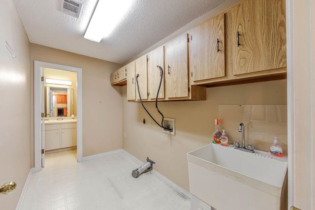 119 Norwich Dr, Houma, LA 70360