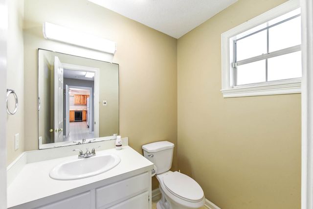 119 Norwich Dr, Houma, LA 70360