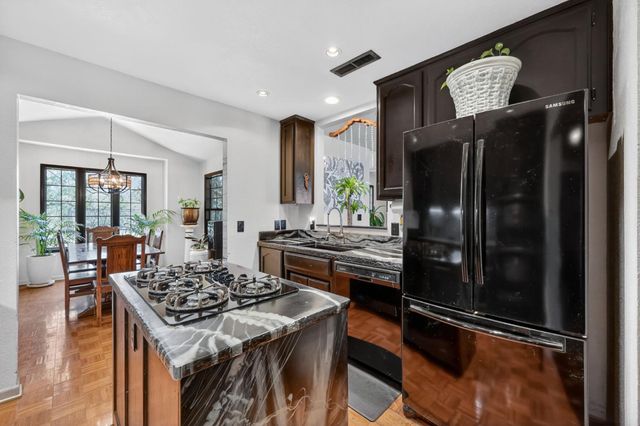 1700 Shadydale Ln, Placerville, CA 95667