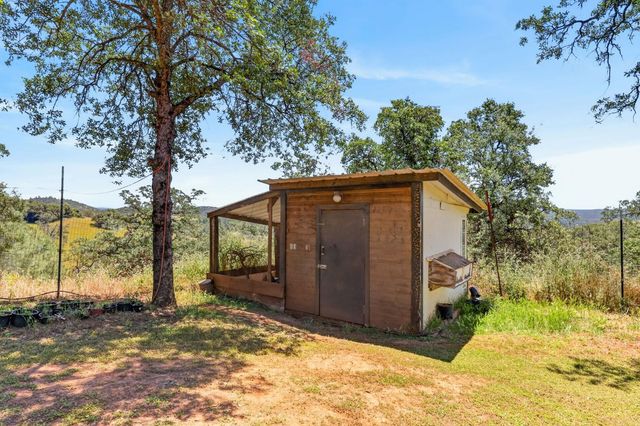 1700 Shadydale Ln, Placerville, CA 95667